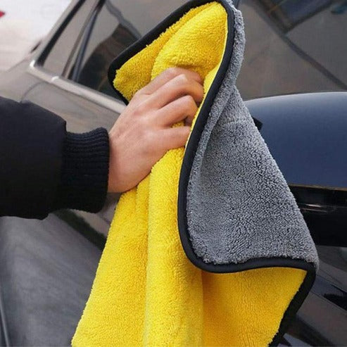 Ultra Soft 800 GSM Microfiber Drying Towel for Cars – 40x45cm